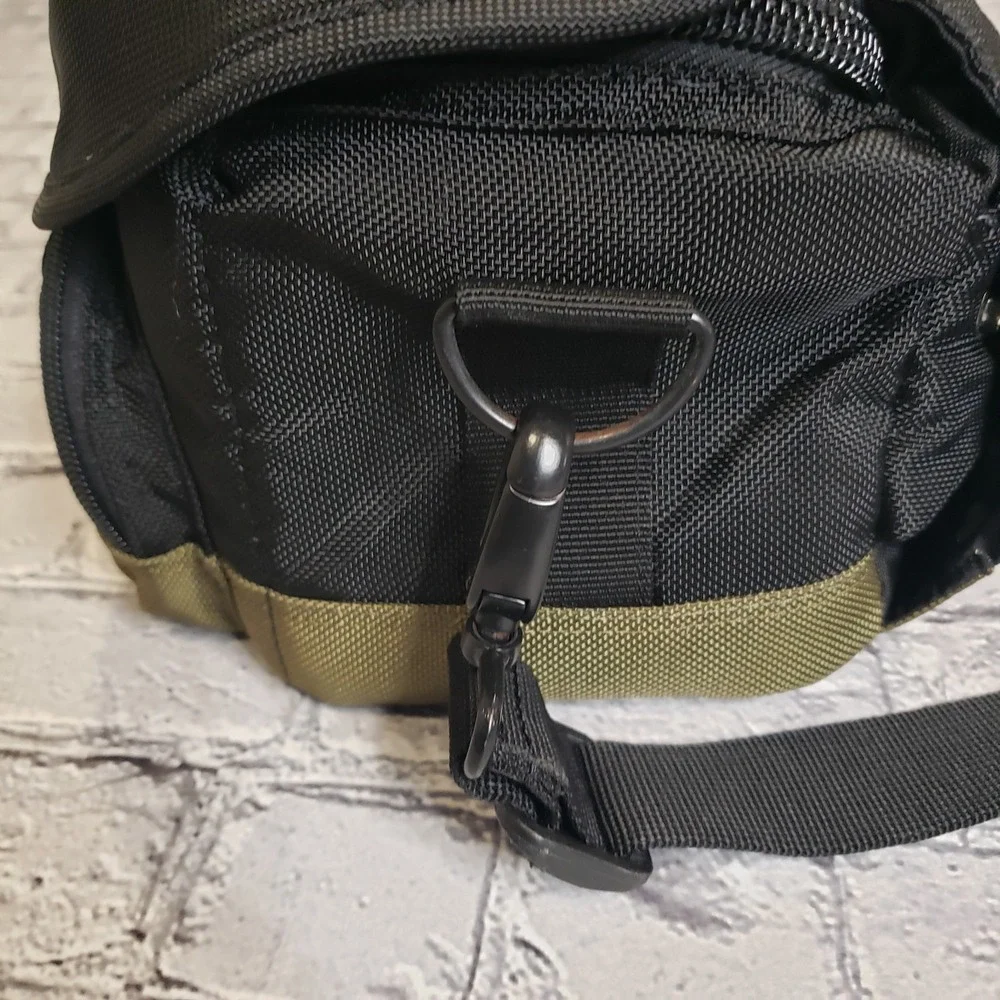 Canon Camera Bag Padded SLR Multi Strap Black & Green Carry Tote Shoulder Case